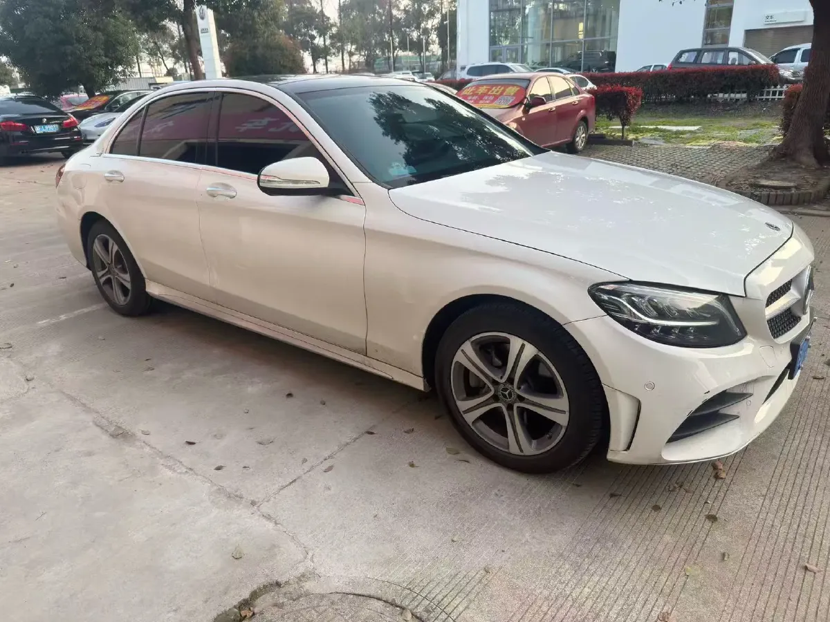 2020 Mercedes-Benz C Class 1.5T 184HP L4 9AT,autocango,china used car exporter,china ev exporter,chinese used car exporter,chinese used ev exporter
