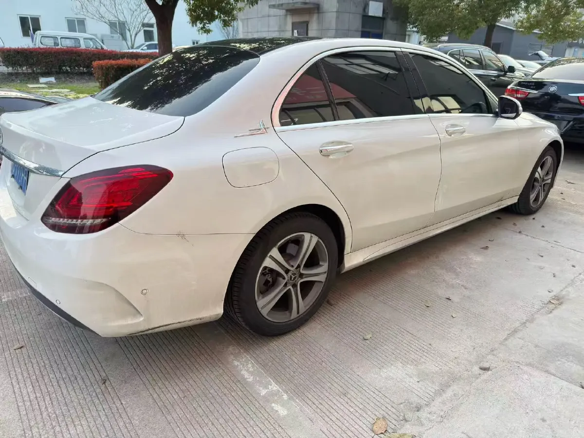 2020 Mercedes-Benz C Class 1.5T 184HP L4 9AT,autocango,china used car exporter,china ev exporter,chinese used car exporter,chinese used ev exporter