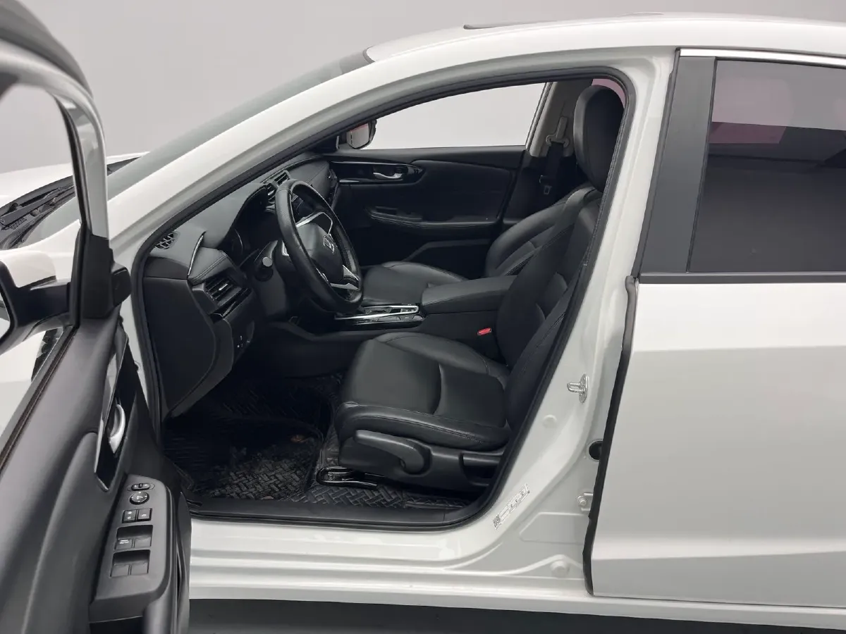 2019 Honda Crider 1.0T 122HP L3 CVT,autocango,china used car exporter,china ev exporter,chinese used car exporter,chinese used ev exporter