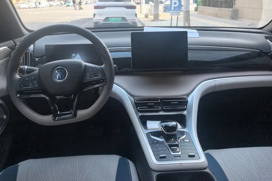 2024 BYD Song Pro 1.5L 110HP L4 E-CVT PHEV 12.9KWH,autocango,china used car exporter,china ev exporter,chinese used car exporter,chinese used ev exporter