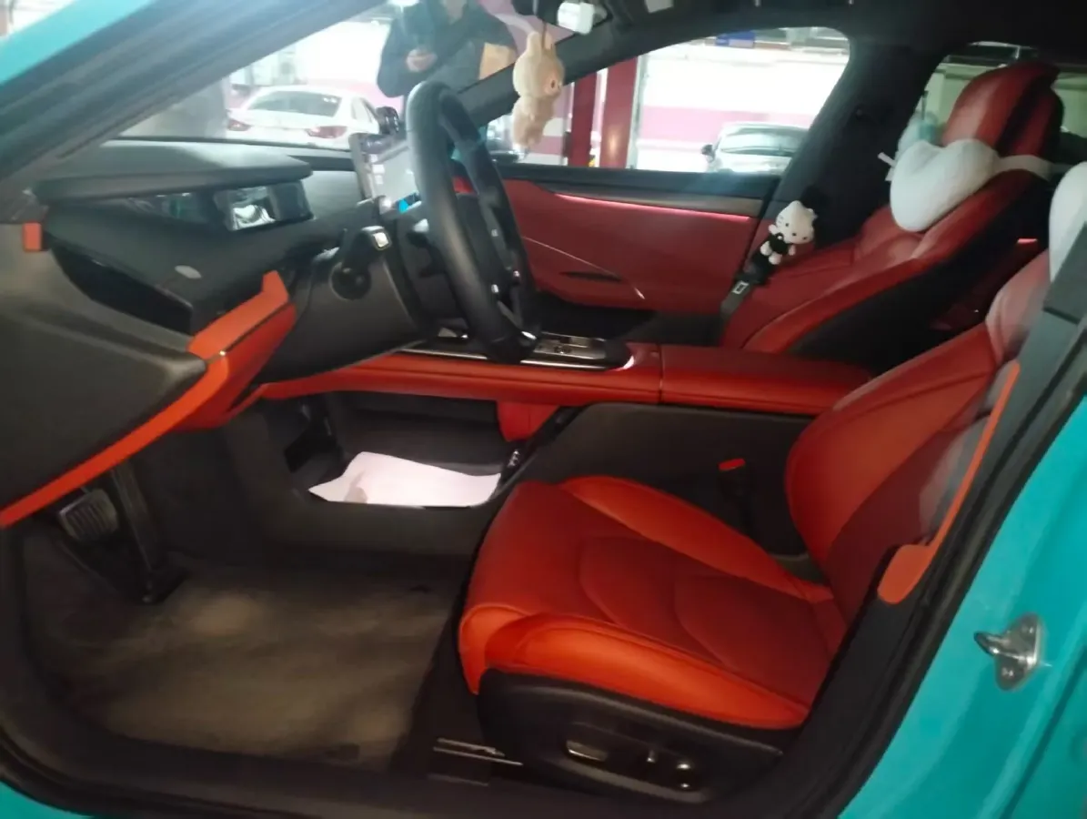 2024 MI SU7 BEV 73.6KWH,autocango,china used car exporter,china ev exporter,chinese used car exporter,chinese used ev exporter