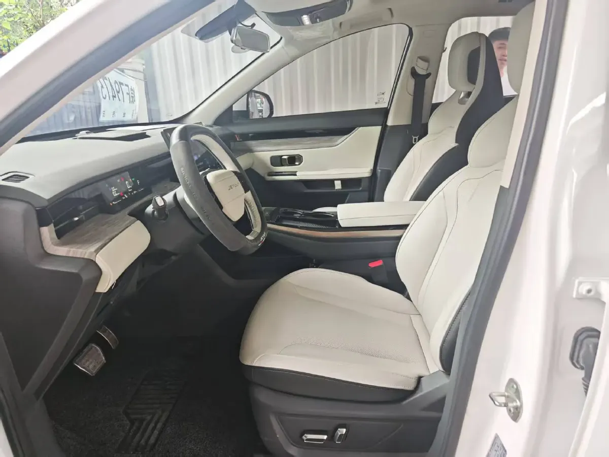 2023 Jetour DASHING i-DM 1.5T 156HP L4 3DHT PHEV 19.27KWH,autocango,china used car exporter,china ev exporter,chinese used car exporter,chinese used ev exporter