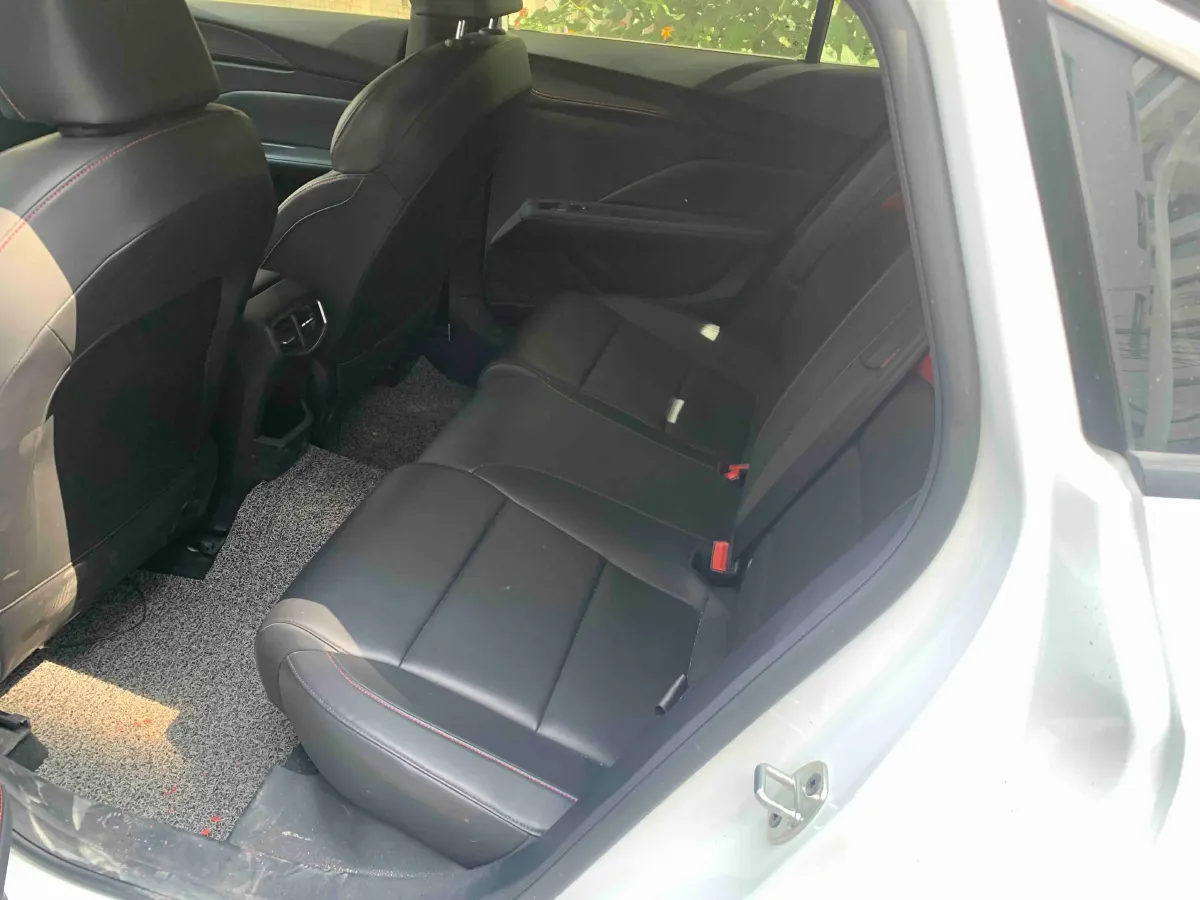 2025 MG 5 1.5T 181HP L4 7DCT,autocango,china used car exporter,china ev exporter,chinese used car exporter,chinese used ev exporter