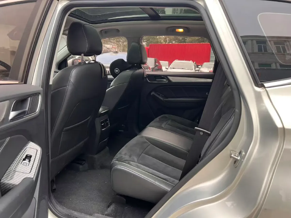 2017 Roewe RX5 BEV 48.3KWH,autocango,china used car exporter,china ev exporter,chinese used car exporter,chinese used ev exporter