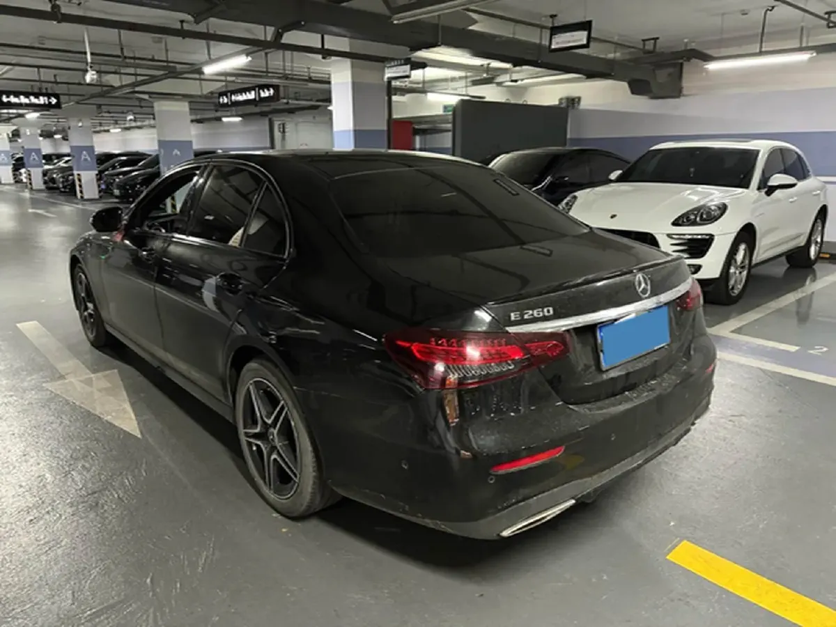 2021 Mercedes-Benz E Class 1.5T 184HP L4 9AT,autocango,china used car exporter,china ev exporter,chinese used car exporter,chinese used ev exporter