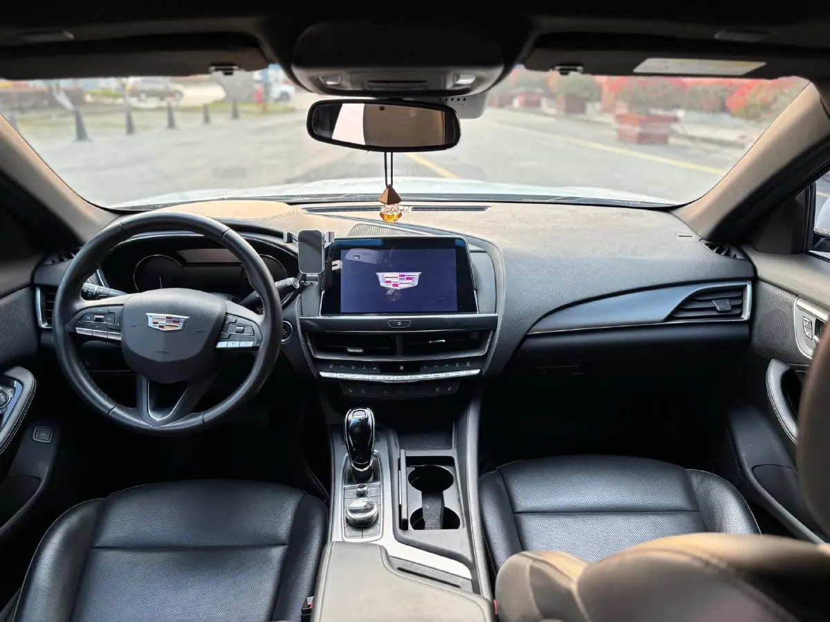 2022 Cadillac CT5 2.0T 237HP L4 10AT,autocango,china used car exporter,china ev exporter,chinese used car exporter,chinese used ev exporter