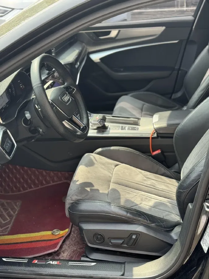 2019 Audi A6L 2.0T 190HP L4 7DCT,autocango,china used car exporter,china ev exporter,chinese used car exporter,chinese used ev exporter