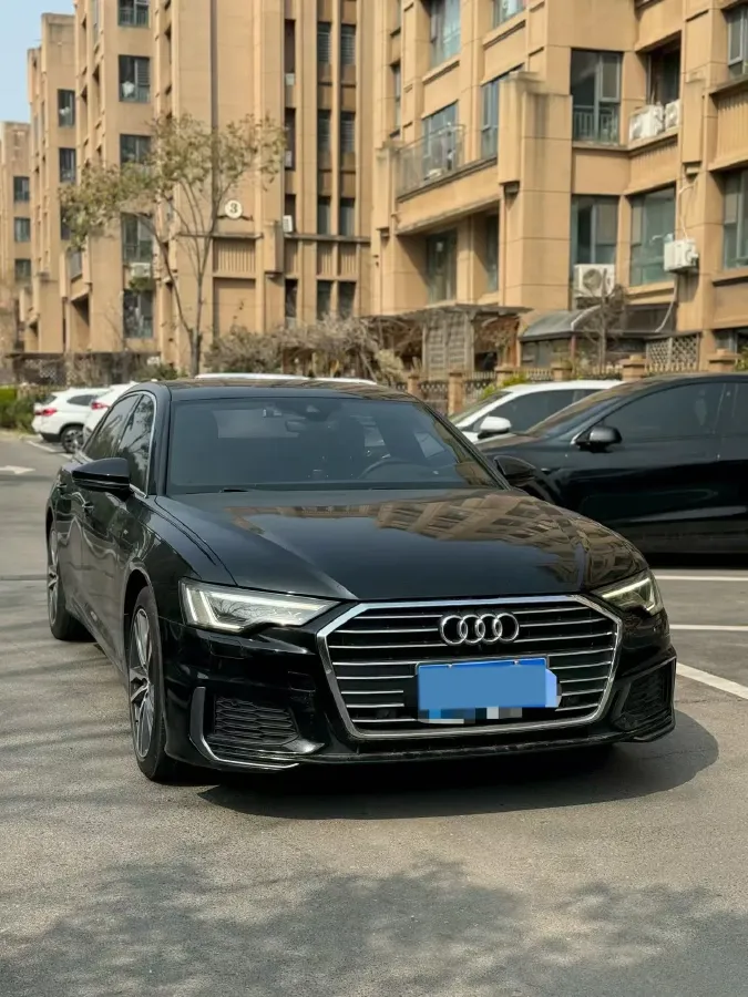 2019 Audi A6L 2.0T 190HP L4 7DCT,autocango,china used car exporter,china ev exporter,chinese used car exporter,chinese used ev exporter