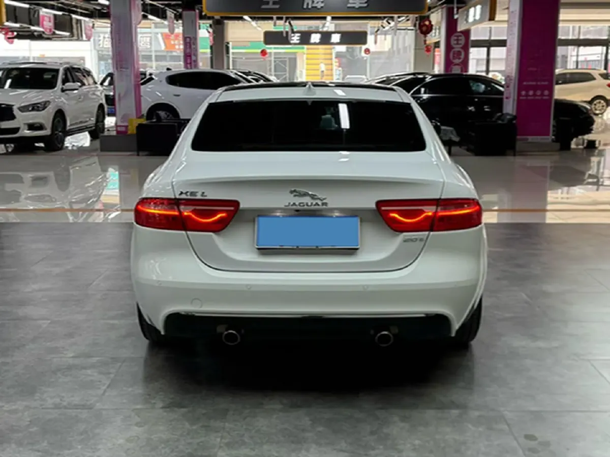 2018 Jaguar XEL 2.0T 200HP L4 8AT,autocango,china used car exporter,china ev exporter,chinese used car exporter,chinese used ev exporter