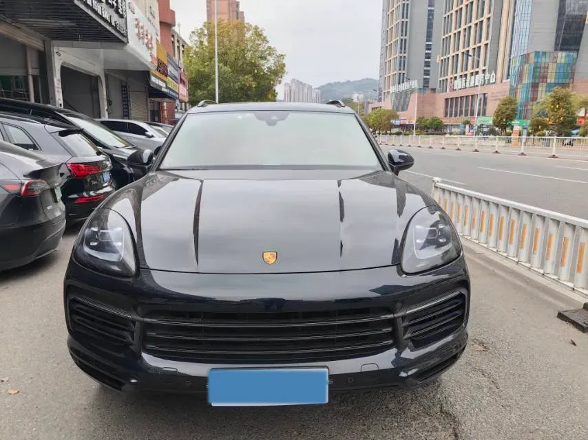 2022 Porsche Cayenne 3.0T 340HP V6 8AT,autocango,china used car exporter,china ev exporter,chinese used car exporter,chinese used ev exporter