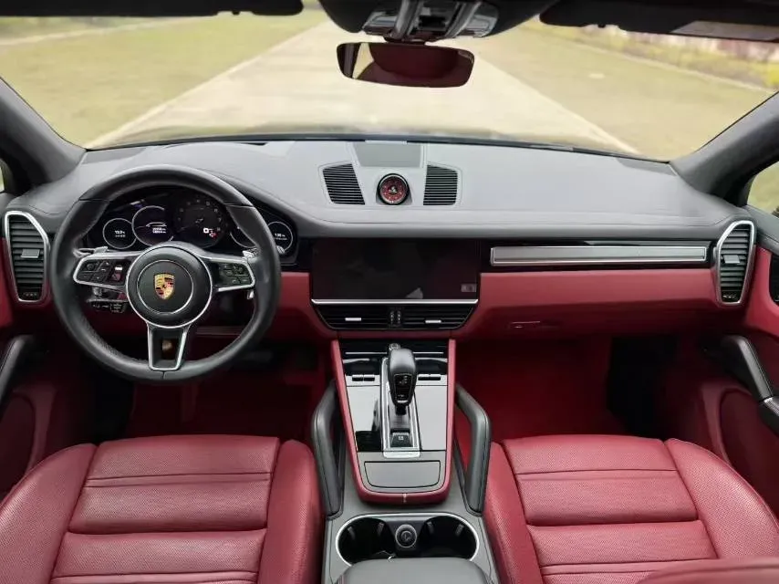 2022 Porsche Cayenne 3.0T 340HP V6 8AT,autocango,china used car exporter,china ev exporter,chinese used car exporter,chinese used ev exporter