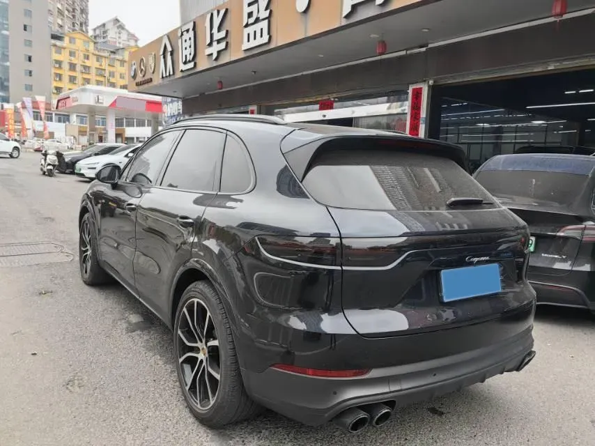 2022 Porsche Cayenne 3.0T 340HP V6 8AT,autocango,china used car exporter,china ev exporter,chinese used car exporter,chinese used ev exporter
