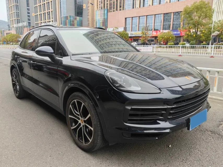 2022 Porsche Cayenne 3.0T 340HP V6 8AT,autocango,china used car exporter,china ev exporter,chinese used car exporter,chinese used ev exporter