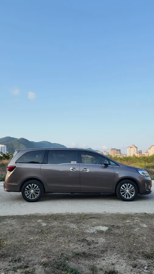2021 Buick GL8 2.0T 237HP L4 9AT,autocango,china used car exporter,china ev exporter,chinese used car exporter,chinese used ev exporter