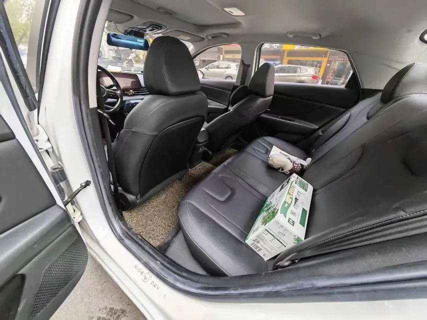 2021 Hyundai Elantra 1.5L 115HP L4 CVT,autocango,china used car exporter,china ev exporter,chinese used car exporter,chinese used ev exporter