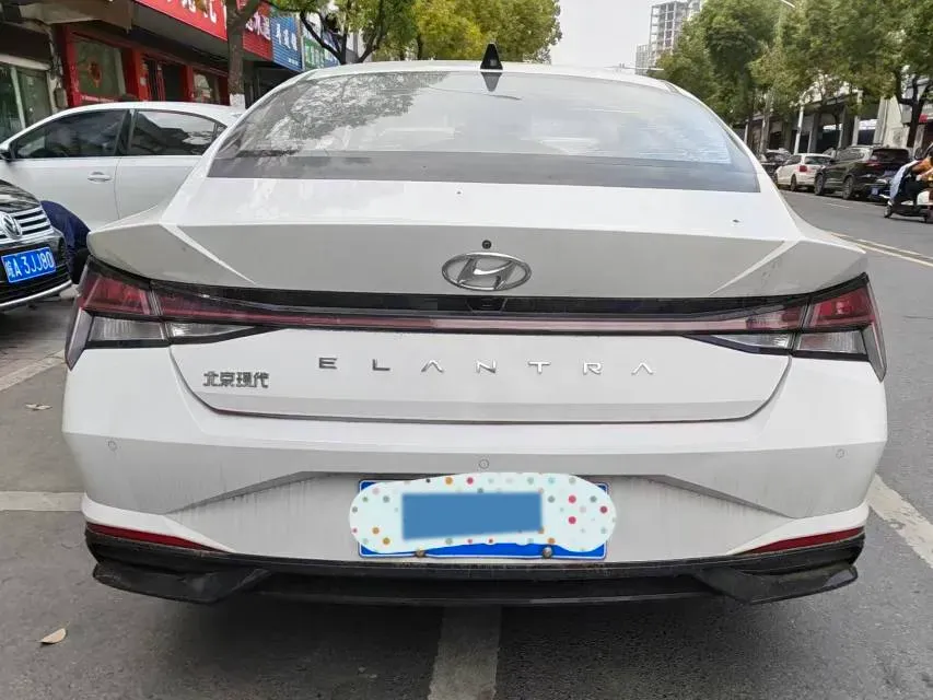 2021 Hyundai Elantra 1.5L 115HP L4 CVT,autocango,china used car exporter,china ev exporter,chinese used car exporter,chinese used ev exporter