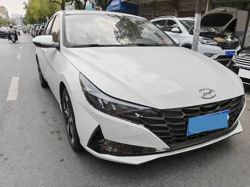 2021 Hyundai Elantra 1.5L 115HP L4 CVT,autocango,china used car exporter,china ev exporter,chinese used car exporter,chinese used ev exporter