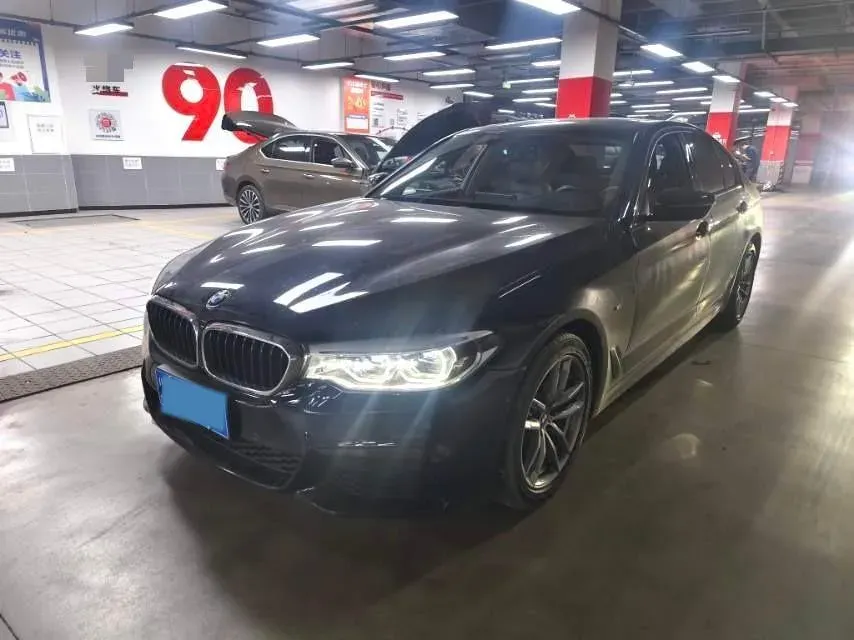 2020 BMW 5 Series 2.0T 184HP L4 8AT,autocango,china used car exporter,china ev exporter,chinese used car exporter,chinese used ev exporter