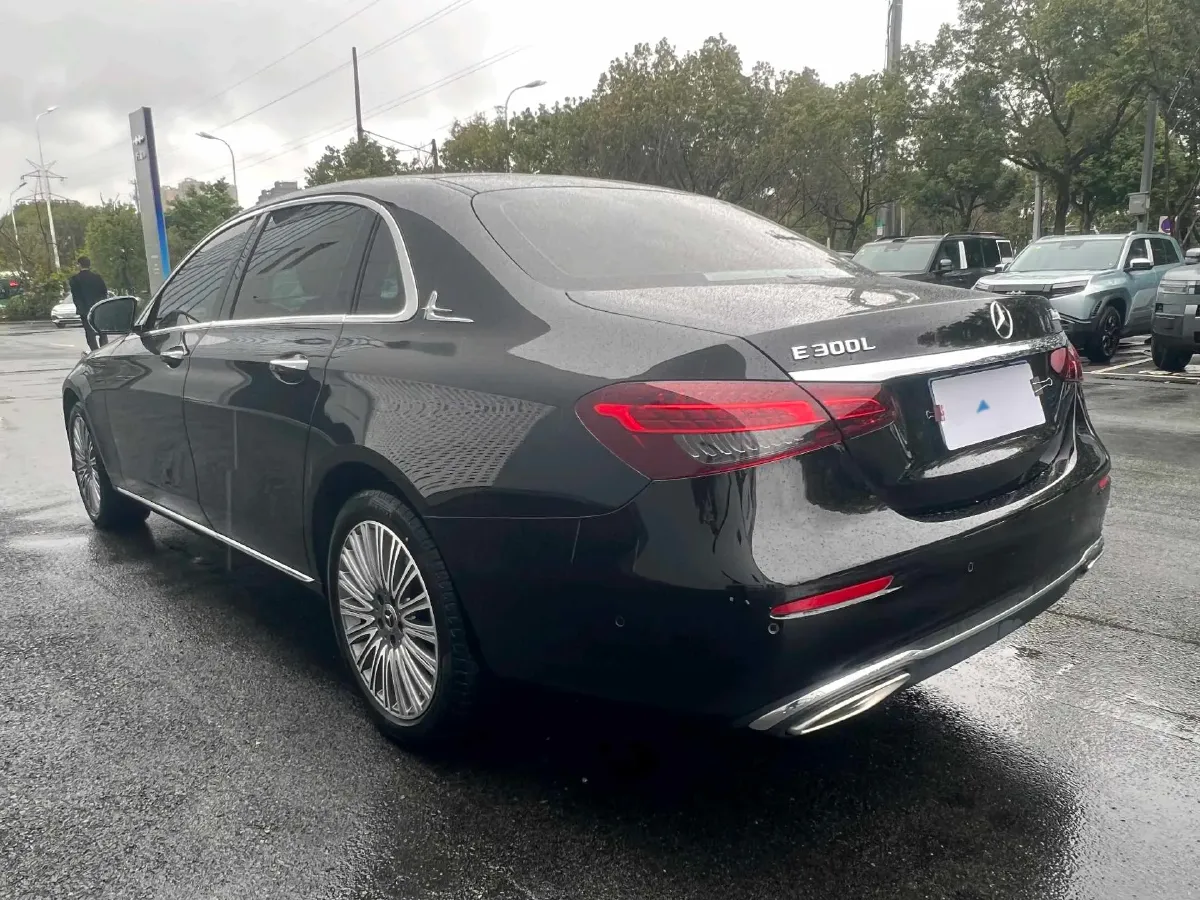 2023 Mercedes-Benz E Class 2.0T 258HP L4 9AT,autocango,china used car exporter,china ev exporter,chinese used car exporter,chinese used ev exporter