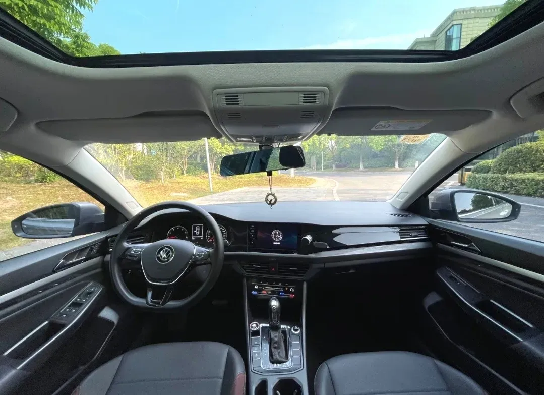 2021 Volkswagen Bora 1.5L 113HP L4 6AT,autocango,china used car exporter,china ev exporter,chinese used car exporter,chinese used ev exporter