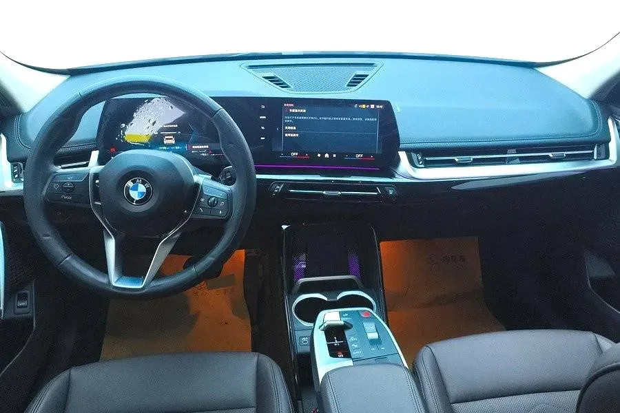 2024 BMW X1 2.0T 204HP L4 7DCT,autocango,china used car exporter,china ev exporter,chinese used car exporter,chinese used ev exporter