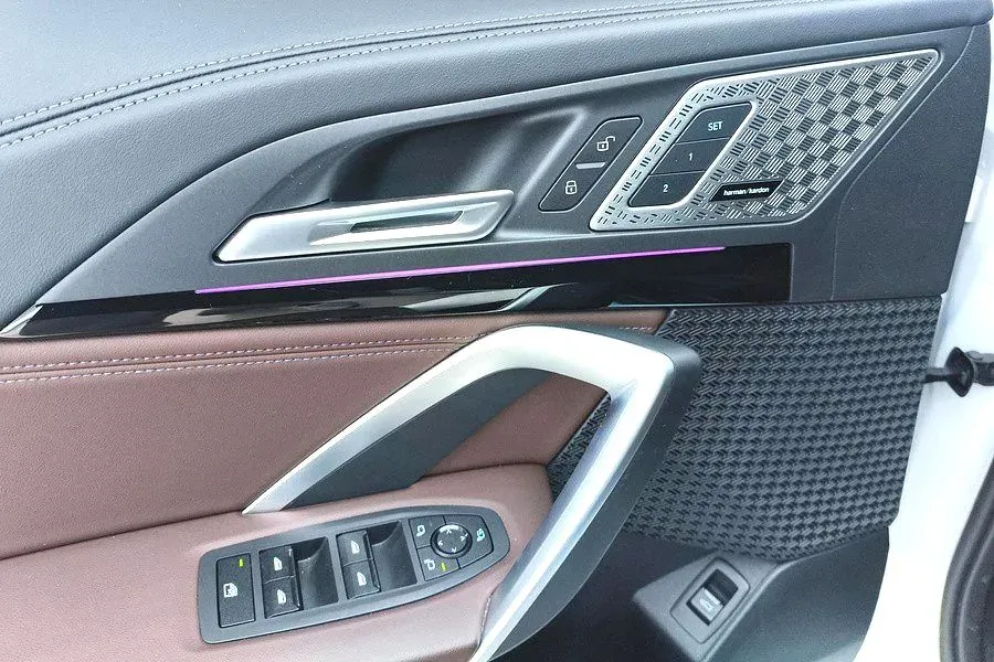 2024 BMW X1 2.0T 204HP L4 7DCT,autocango,china used car exporter,china ev exporter,chinese used car exporter,chinese used ev exporter