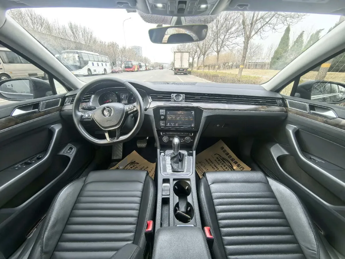 2019 Volkswagen Tayron 2.0T 186HP L4 7DCT,autocango,china used car exporter,china ev exporter,chinese used car exporter,chinese used ev exporter