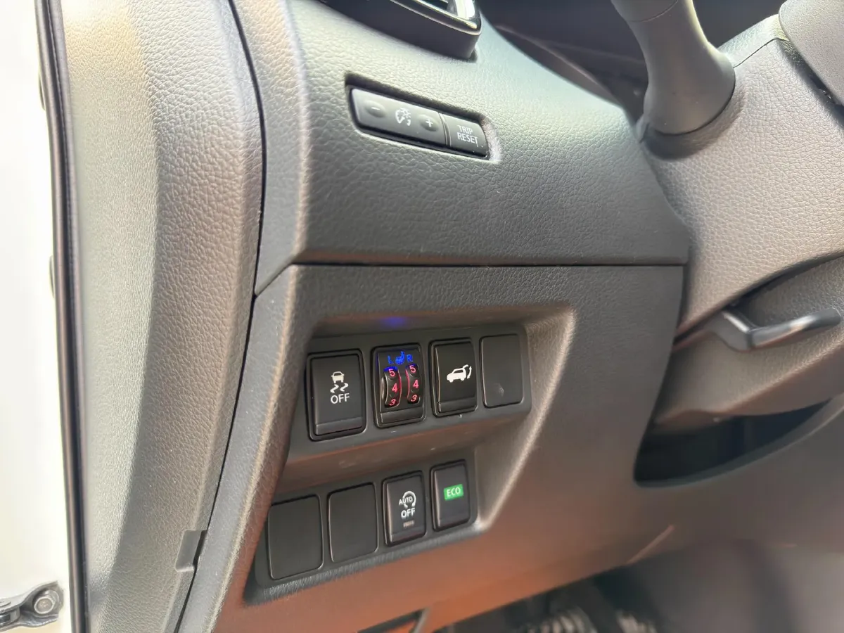 2023 Nissan X-Trail 2.0L 151HP L4 CVT,autocango,china used car exporter,china ev exporter,chinese used car exporter,chinese used ev exporter