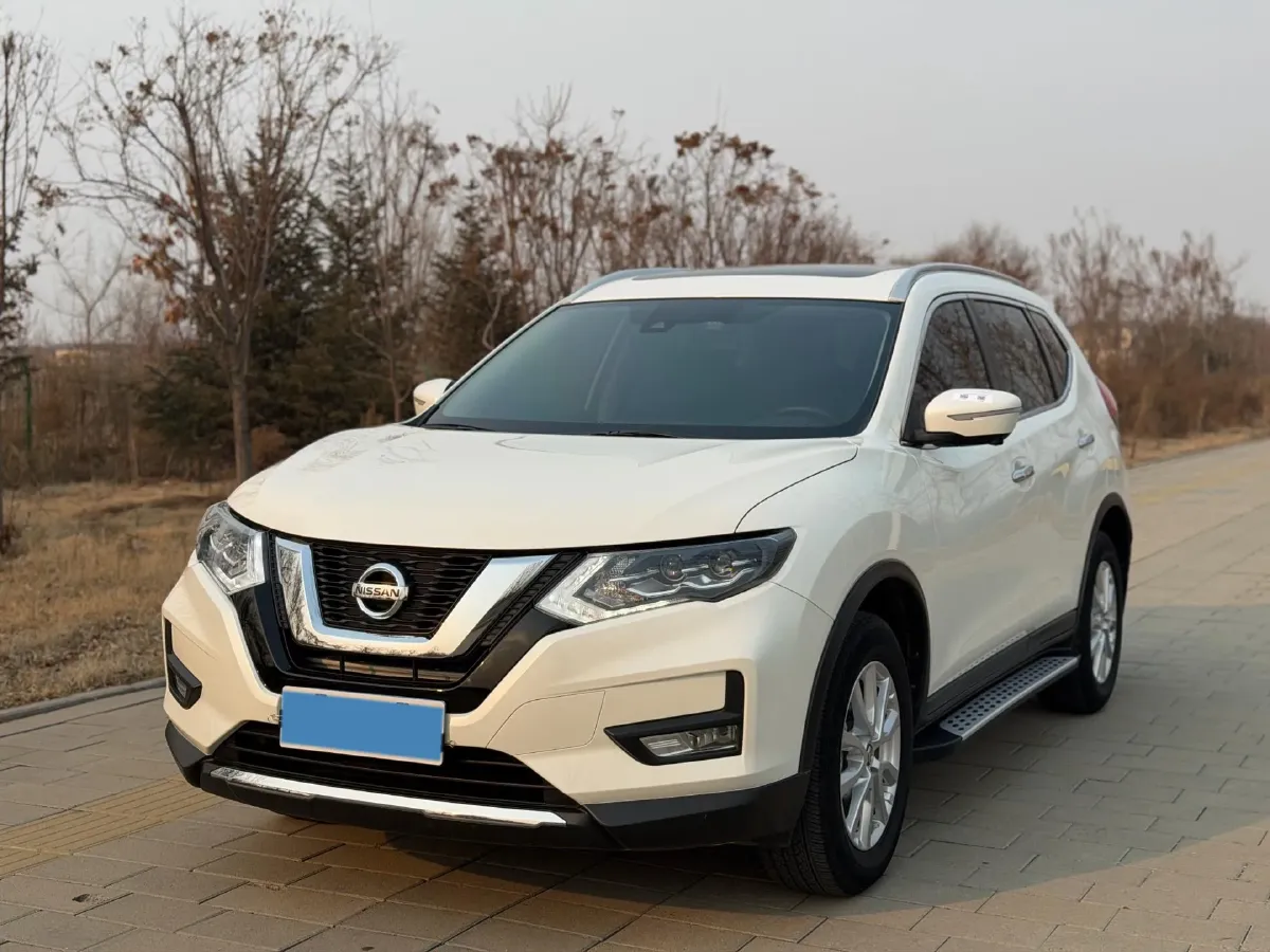 2023 Nissan X-Trail 2.0L 151HP L4 CVT,autocango,china used car exporter,china ev exporter,chinese used car exporter,chinese used ev exporter