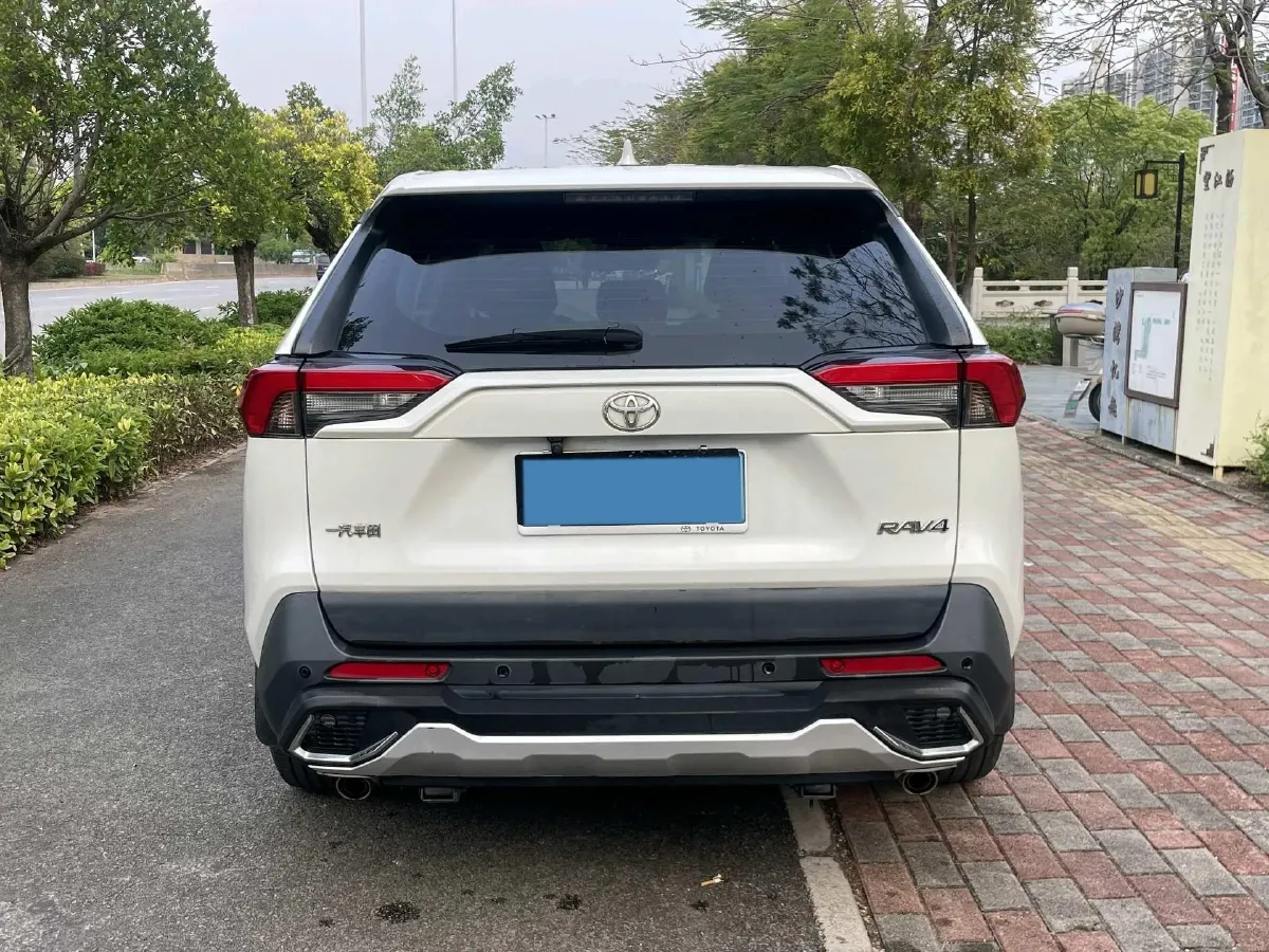 2021 Toyota RAV4 2.0L 171HP L4 CVT,autocango,china used car exporter,china ev exporter,chinese used car exporter,chinese used ev exporter