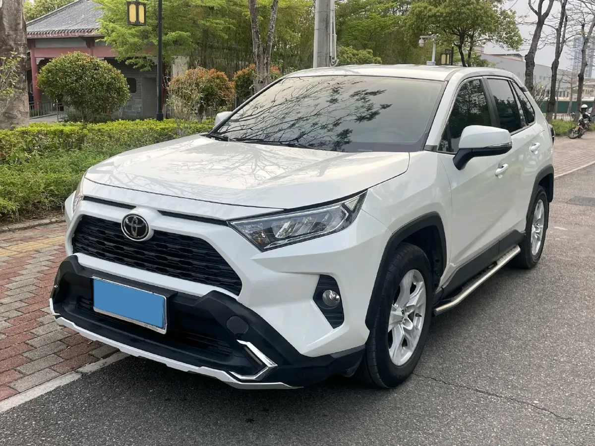 2021 Toyota RAV4 2.0L 171HP L4 CVT,autocango,china used car exporter,china ev exporter,chinese used car exporter,chinese used ev exporter