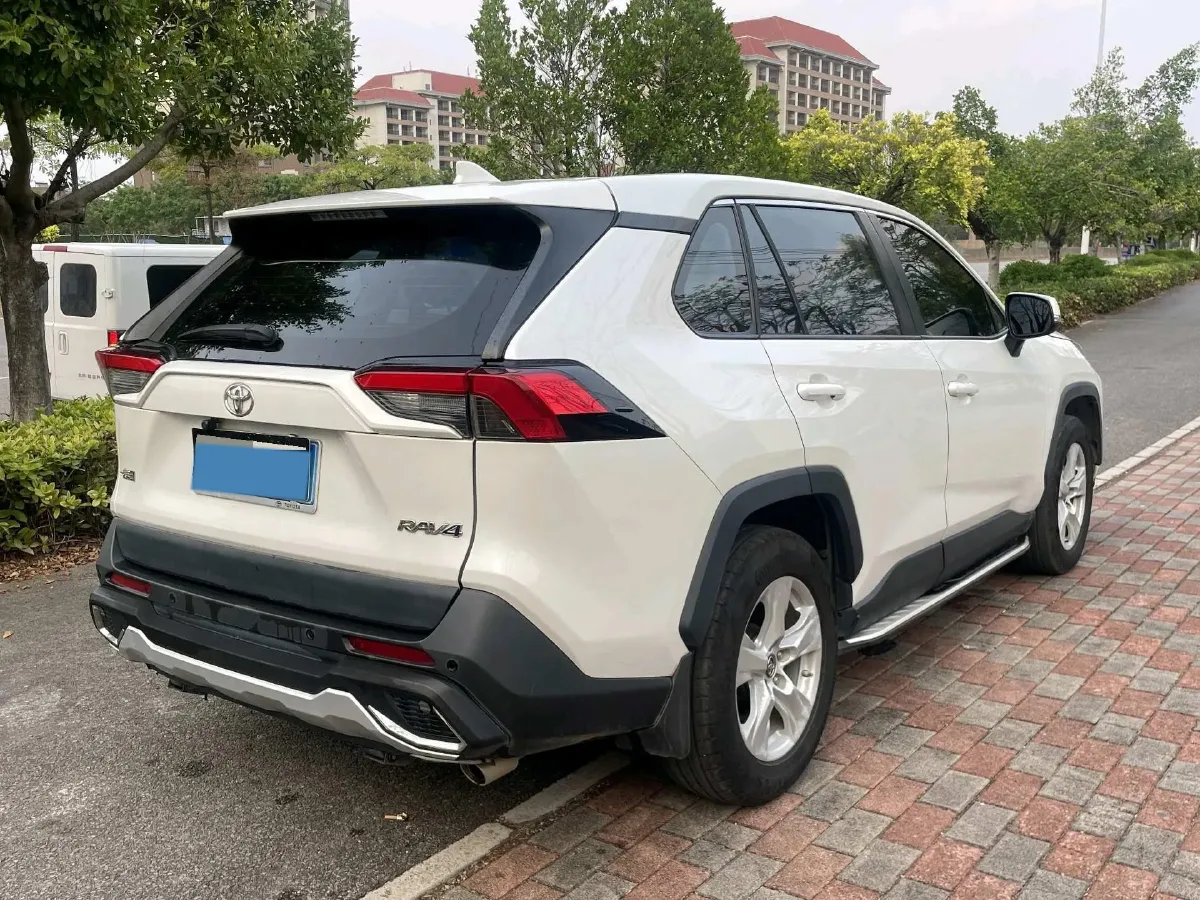 2021 Toyota RAV4 2.0L 171HP L4 CVT,autocango,china used car exporter,china ev exporter,chinese used car exporter,chinese used ev exporter