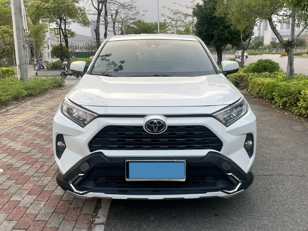 2021 Toyota RAV4 2.0L 171HP L4 CVT,autocango,china used car exporter,china ev exporter,chinese used car exporter,chinese used ev exporter