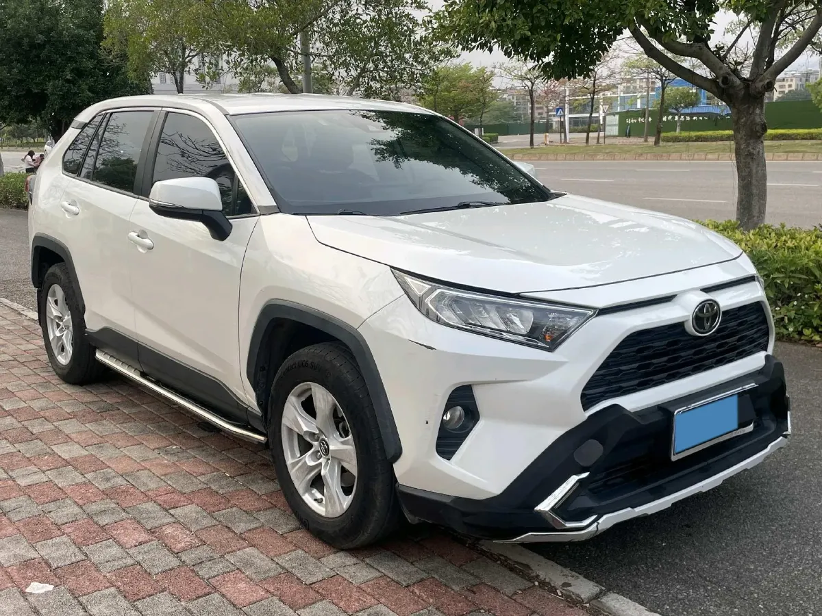 2021 Toyota RAV4 2.0L 171HP L4 CVT,autocango,china used car exporter,china ev exporter,chinese used car exporter,chinese used ev exporter