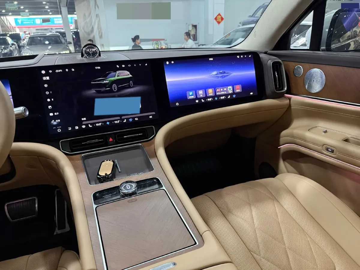 2024 AITO AITO M9 1.5T 152HP L4 REEV 42KWH,autocango,china used car exporter,china ev exporter,chinese used car exporter,chinese used ev exporter