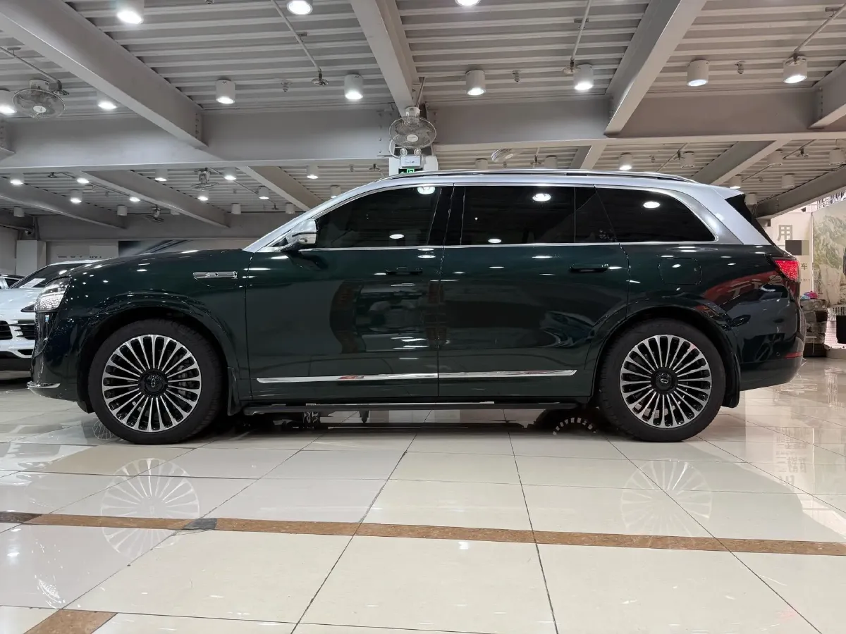 2024 AITO AITO M9 1.5T 152HP L4 REEV 42KWH,autocango,china used car exporter,china ev exporter,chinese used car exporter,chinese used ev exporter