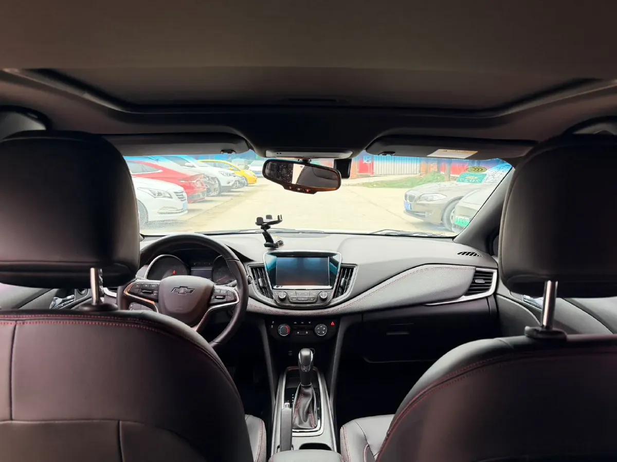 2019 Chevrolet Monza 1.3T 163HP L3 6AT,autocango,china used car exporter,china ev exporter,chinese used car exporter,chinese used ev exporter