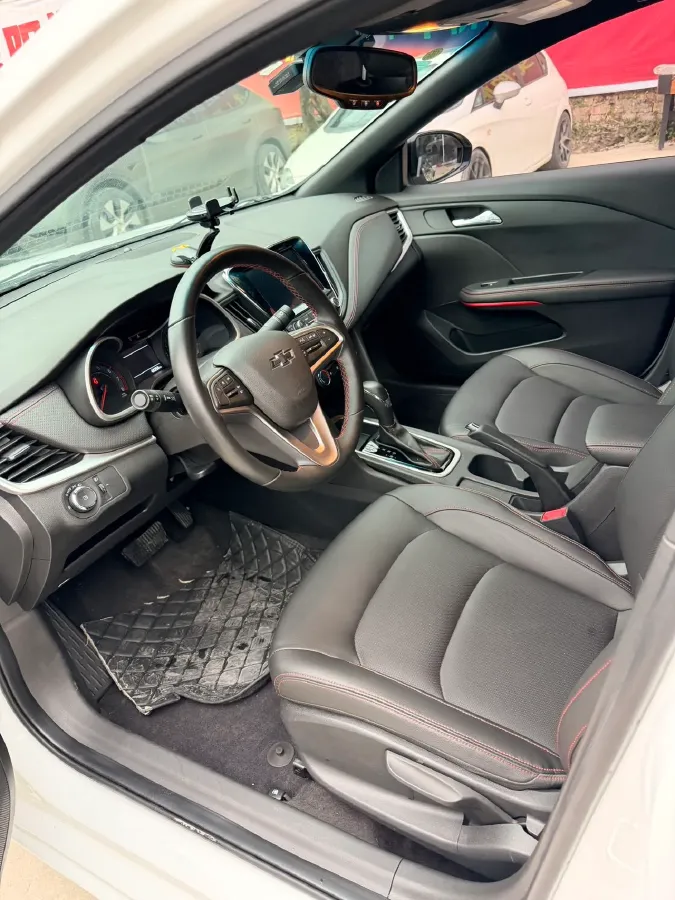 2019 Chevrolet Monza 1.3T 163HP L3 6AT,autocango,china used car exporter,china ev exporter,chinese used car exporter,chinese used ev exporter