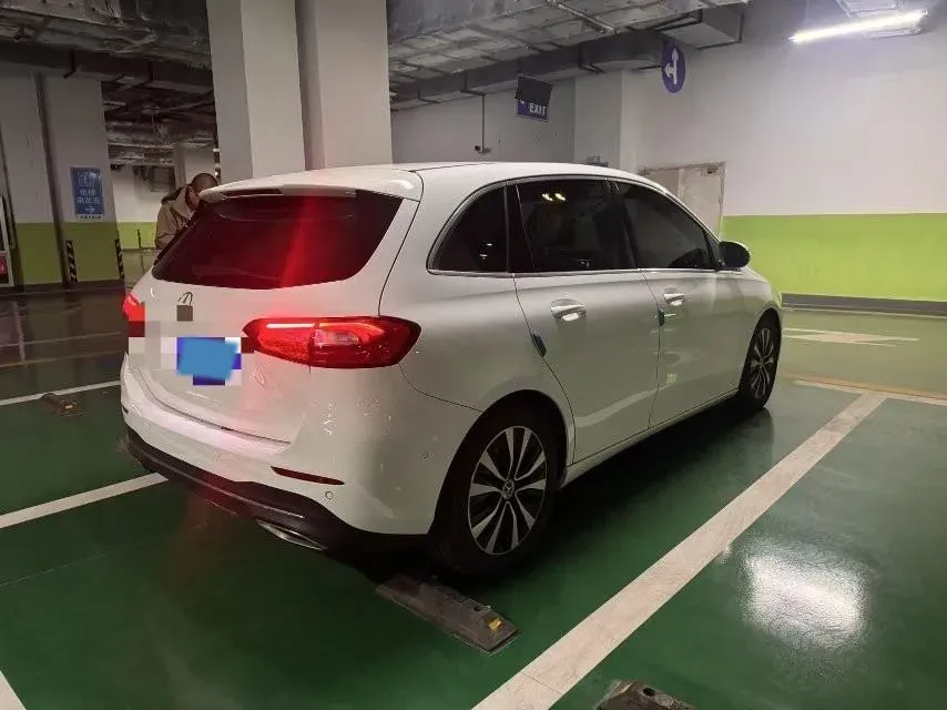 2021 Mercedes-Benz B Class 1.3T 136HP L4 7DCT,autocango,china used car exporter,china ev exporter,chinese used car exporter,chinese used ev exporter