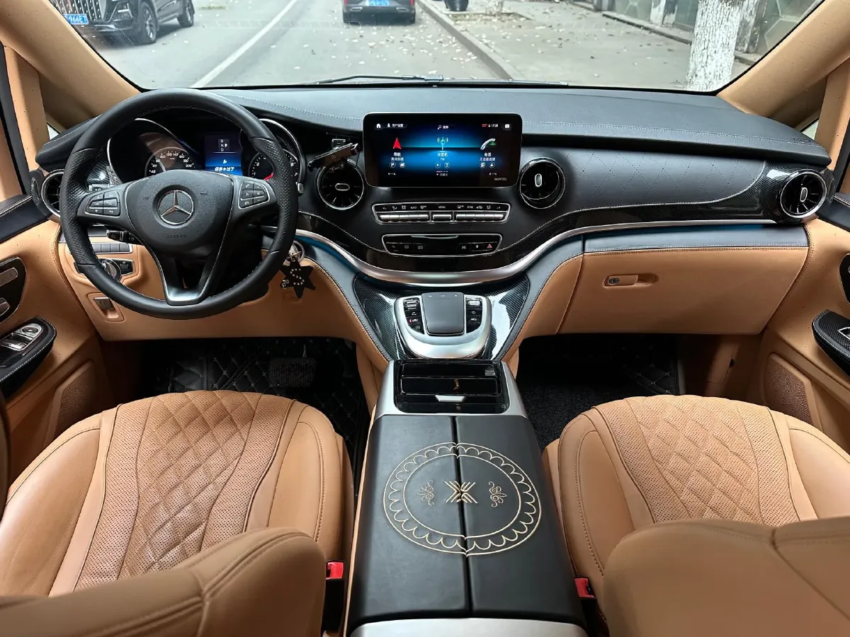 2021 Mercedes-Benz V Class 2.0T 211HP L4 9AT,autocango,china used car exporter,china ev exporter,chinese used car exporter,chinese used ev exporter