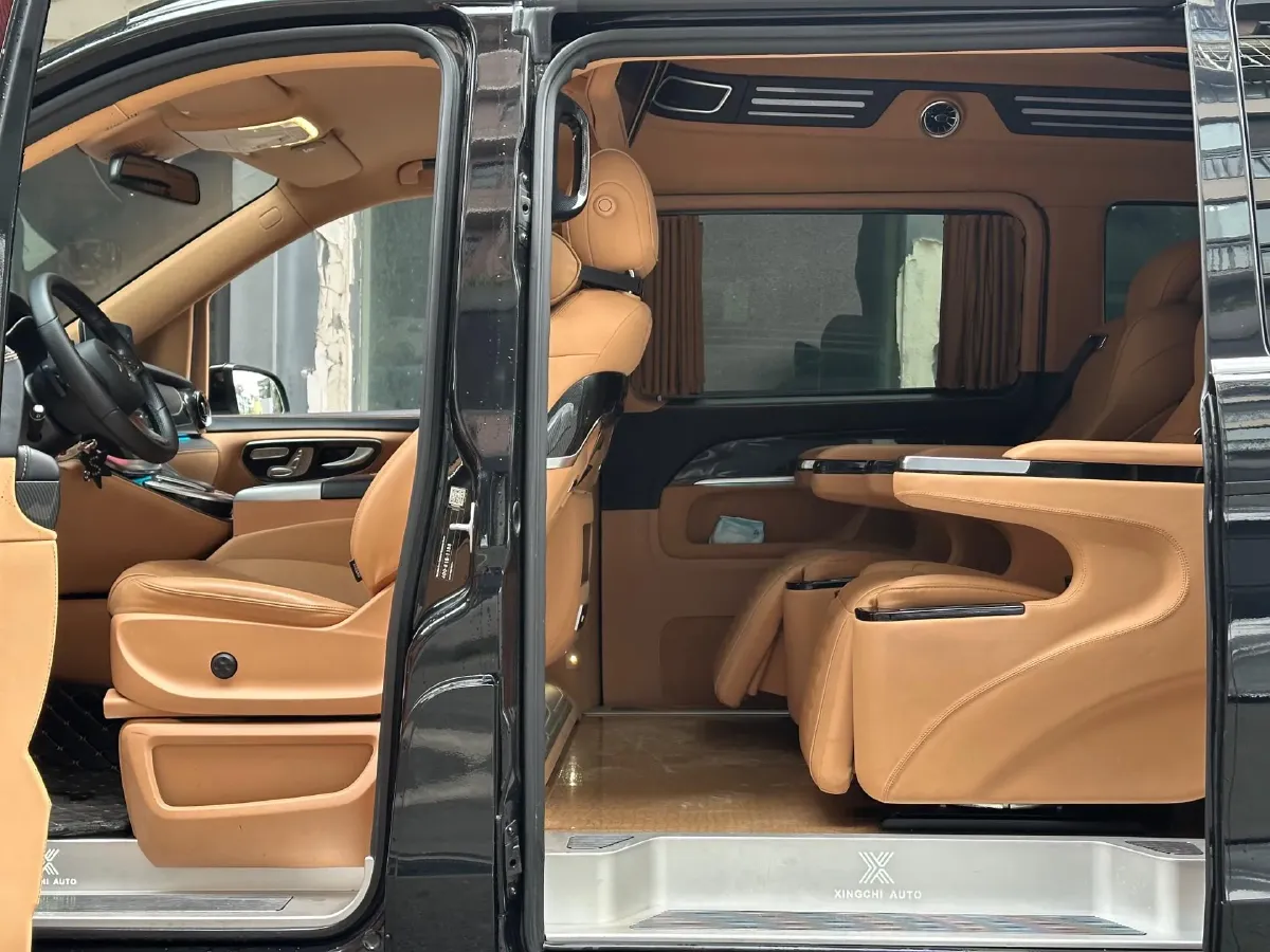 2021 Mercedes-Benz V Class 2.0T 211HP L4 9AT,autocango,china used car exporter,china ev exporter,chinese used car exporter,chinese used ev exporter