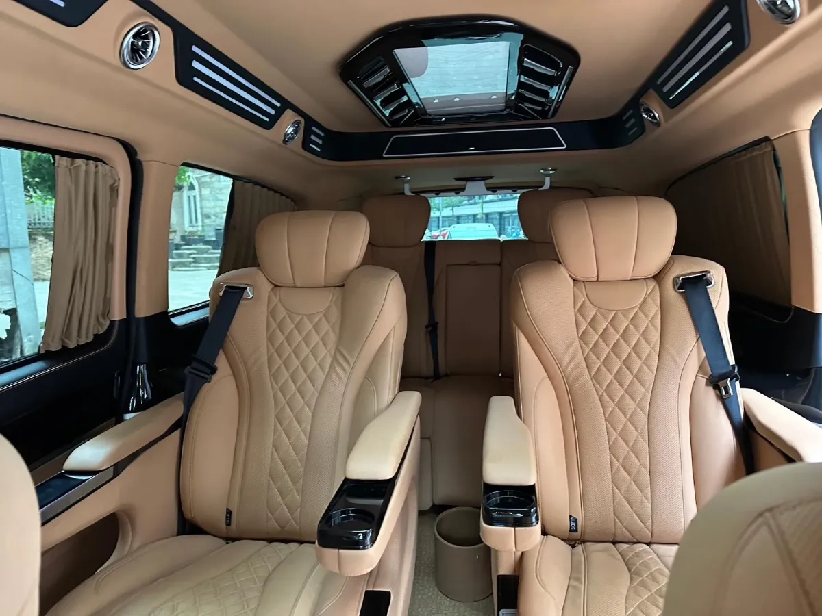 2021 Mercedes-Benz V Class 2.0T 211HP L4 9AT,autocango,china used car exporter,china ev exporter,chinese used car exporter,chinese used ev exporter