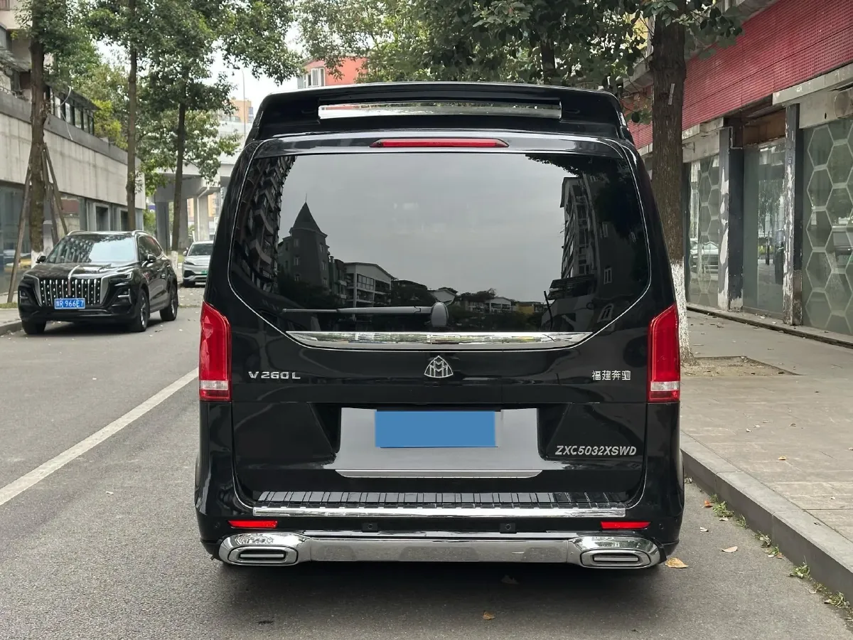 2021 Mercedes-Benz V Class 2.0T 211HP L4 9AT,autocango,china used car exporter,china ev exporter,chinese used car exporter,chinese used ev exporter