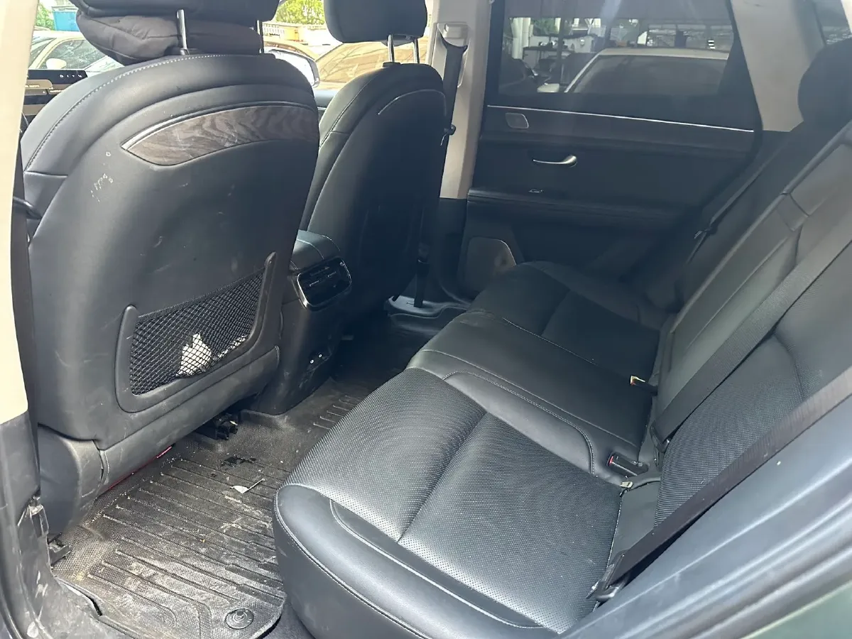 2022 AITO AITO M5 Range Extended 125HP REEV 40KWH,autocango,china used car exporter,china ev exporter,chinese used car exporter,chinese used ev exporter