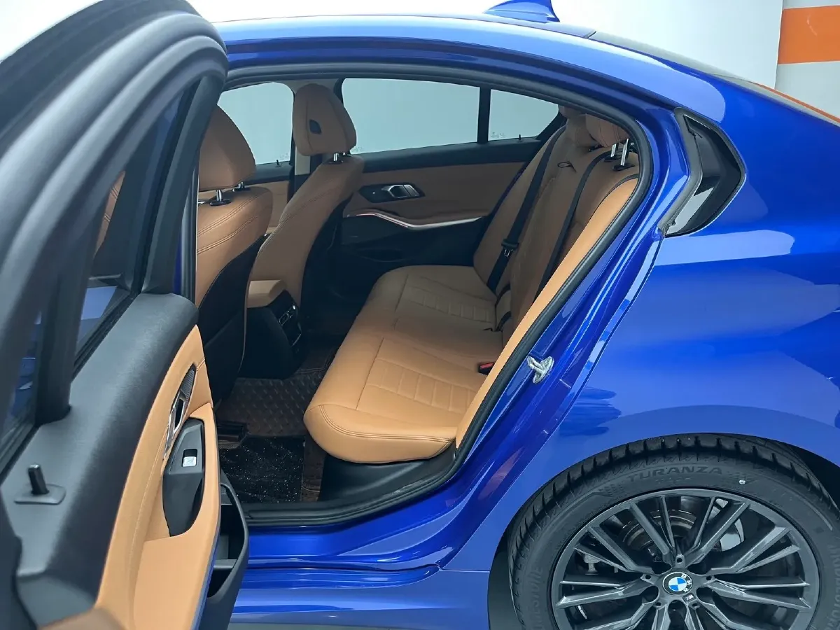 2020 BMW 3 Series 2.0T 184HP L4 8AT,autocango,china used car exporter,china ev exporter,chinese used car exporter,chinese used ev exporter