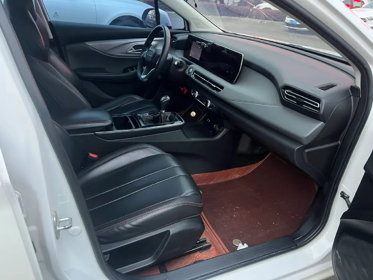 2021 BeiJing Auto U5 Plus 1.5L 113HP L4 5MT,autocango,china used car exporter,china ev exporter,chinese used car exporter,chinese used ev exporter