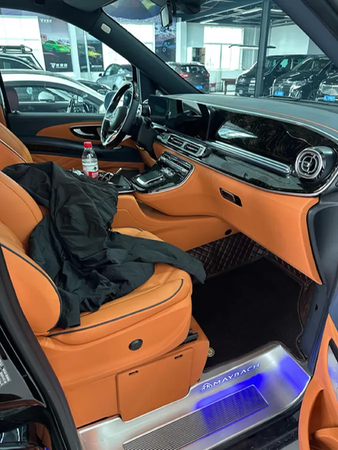 2024 Mercedes-Benz Vito 2.0T 231HP L4 9AT,autocango,china used car exporter,china ev exporter,chinese used car exporter,chinese used ev exporter