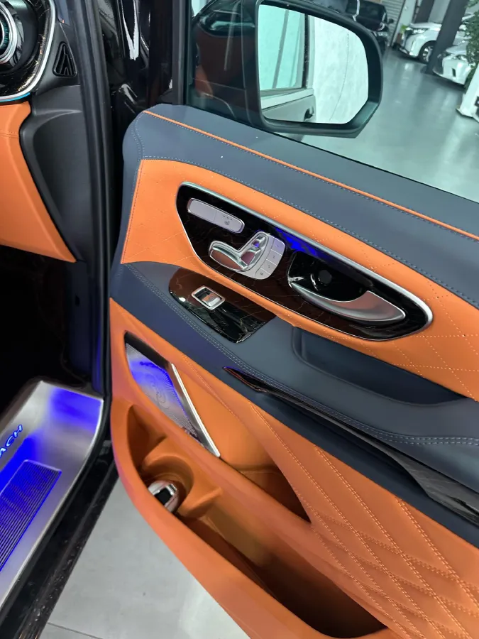 2024 Mercedes-Benz Vito 2.0T 231HP L4 9AT,autocango,china used car exporter,china ev exporter,chinese used car exporter,chinese used ev exporter