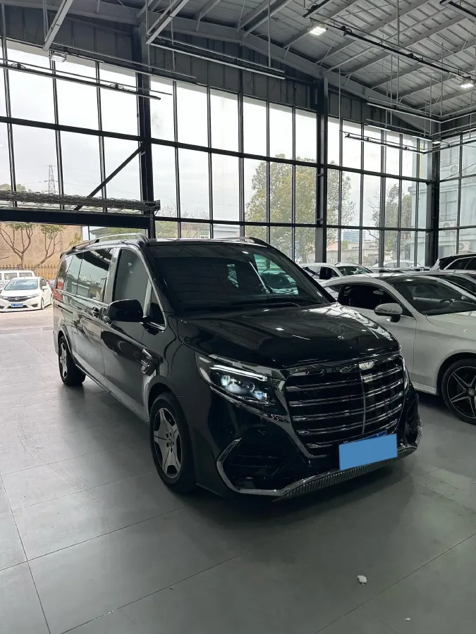 2024 Mercedes-Benz Vito 2.0T 231HP L4 9AT,autocango,china used car exporter,china ev exporter,chinese used car exporter,chinese used ev exporter