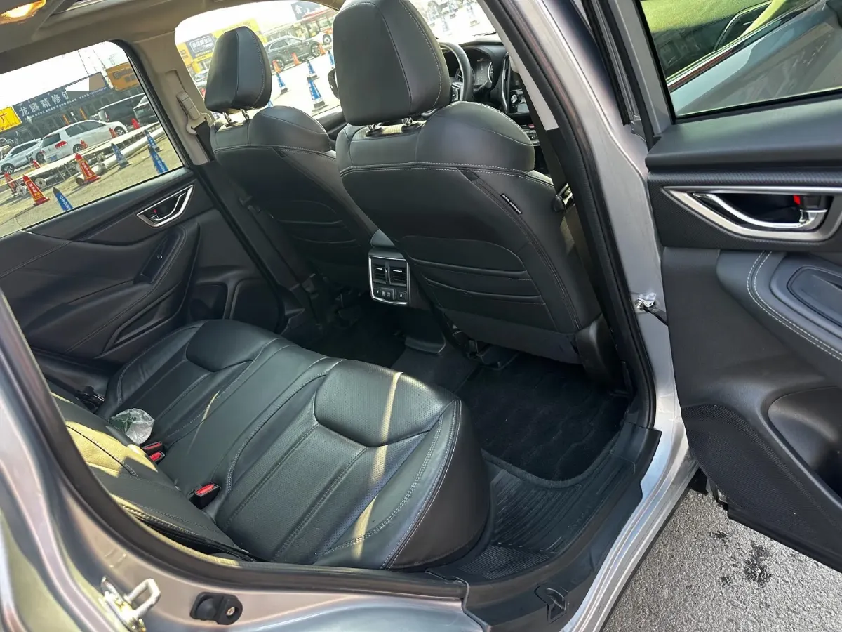 2021 Subaru Forester 2.0L 154HP H4 CVT,autocango,china used car exporter,china ev exporter,chinese used car exporter,chinese used ev exporter